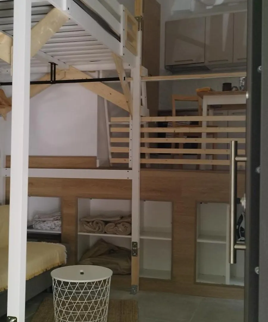 Lovely Apartment With Loft Bed Thessaloniki Greece